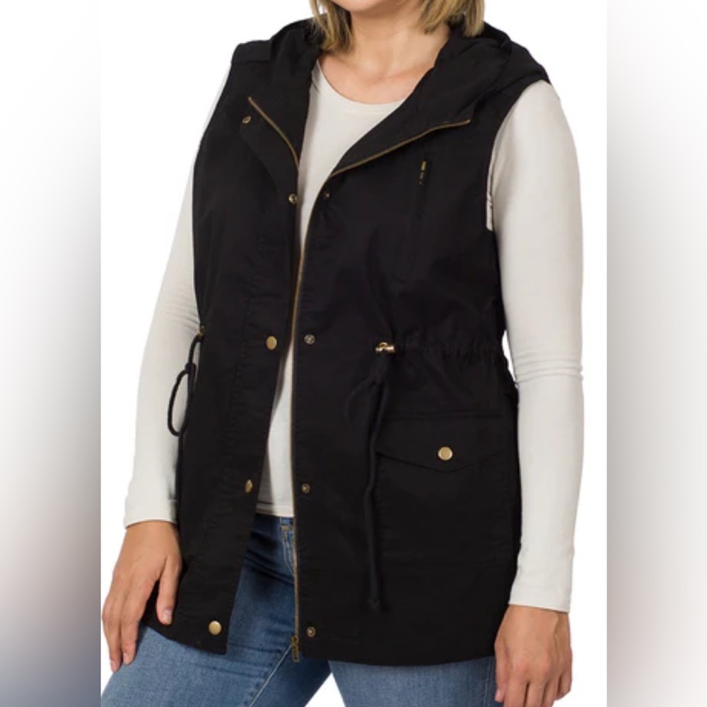 Zenana Outfitters Black Vest with Gold Details
